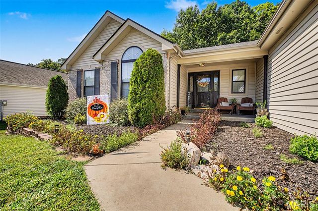 765 Emerald Oaks Court, Eureka, MO 63025
