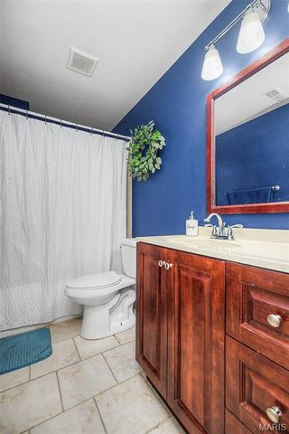 765 Emerald Oaks Court, Eureka, MO 63025