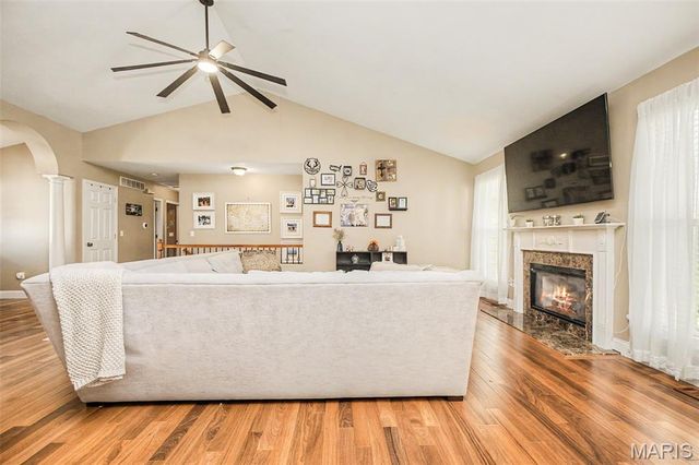 765 Emerald Oaks Court, Eureka, MO 63025