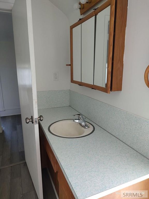 Image 10 of property listing at 66 N Stout Avenue, Blackfoot, ID 83221