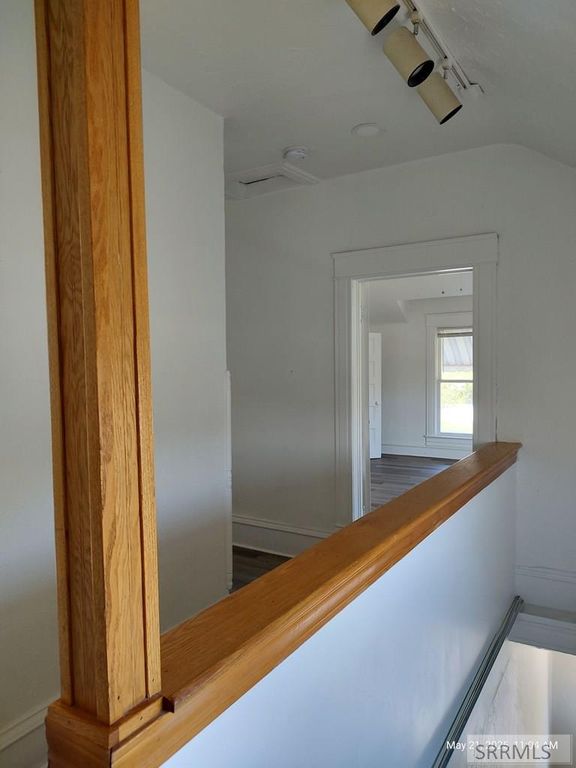 Image 12 of property listing at 66 N Stout Avenue, Blackfoot, ID 83221
