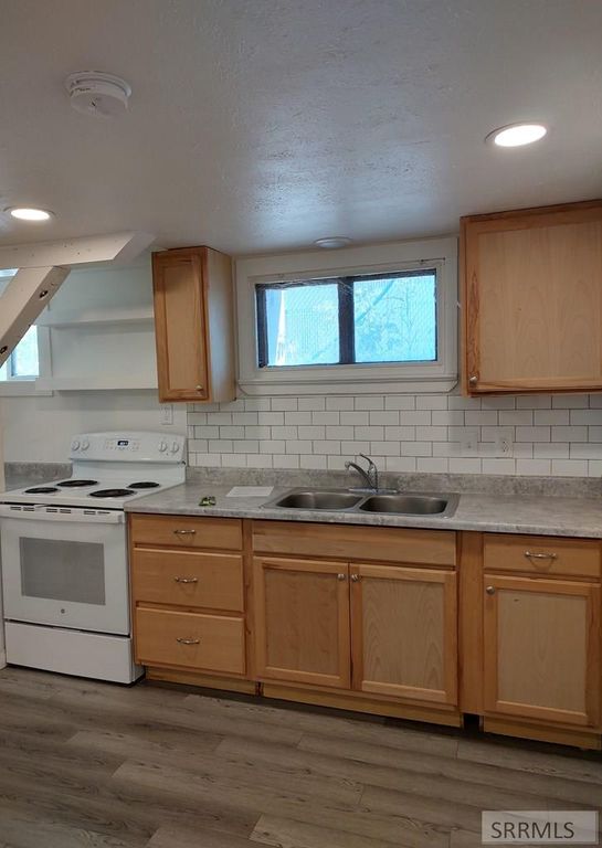 Image 18 of property listing at 66 N Stout Avenue, Blackfoot, ID 83221