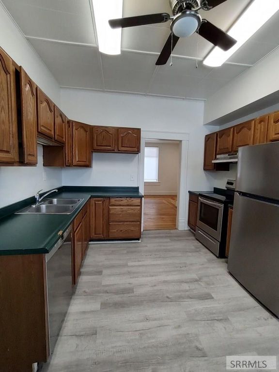 Image 5 of property listing at 66 N Stout Avenue, Blackfoot, ID 83221