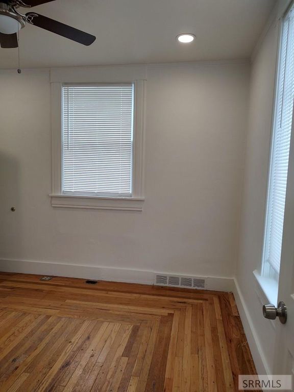 Image 7 of property listing at 66 N Stout Avenue, Blackfoot, ID 83221