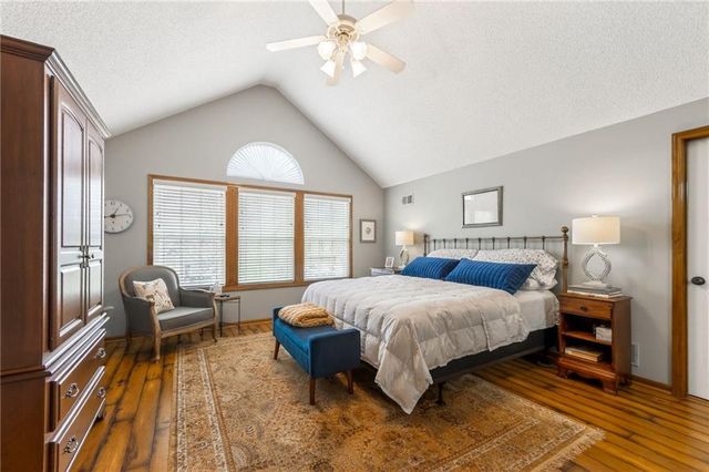 1305 Dogwood Drive, Greenwood, MO 64034