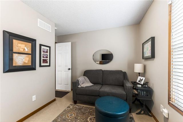 1305 Dogwood Drive, Greenwood, MO 64034