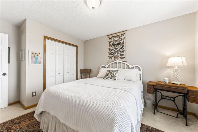 1305 Dogwood Drive, Greenwood, MO 64034