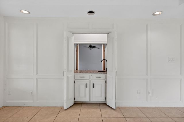 2341 W Briargate Drive, Bryan, TX 77802
