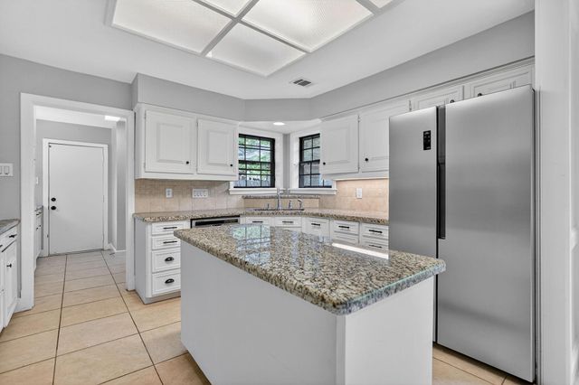 2341 W Briargate Drive, Bryan, TX 77802