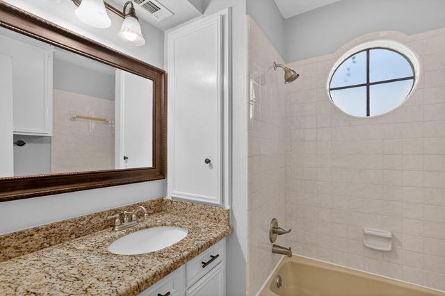 2341 W Briargate Drive, Bryan, TX 77802