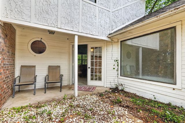 2341 W Briargate Drive, Bryan, TX 77802