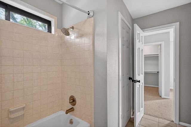 2341 W Briargate Drive, Bryan, TX 77802