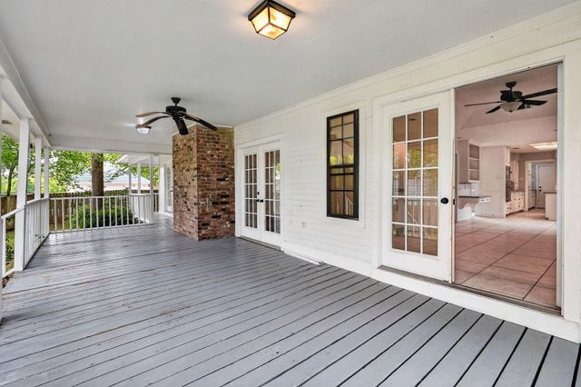2341 W Briargate Drive, Bryan, TX 77802