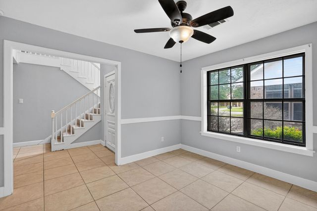2341 W Briargate Drive, Bryan, TX 77802