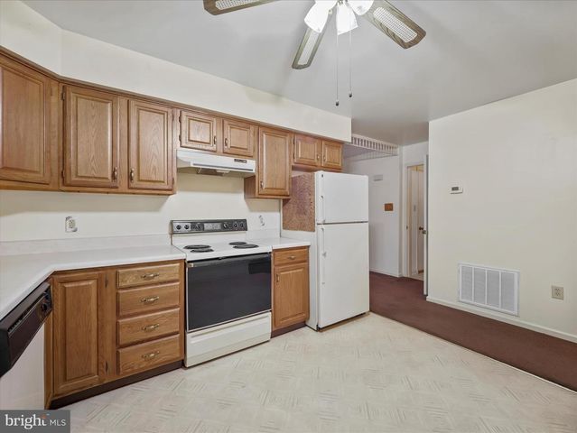 17923 SAND WEDGE DR, Hagerstown, MD 21740