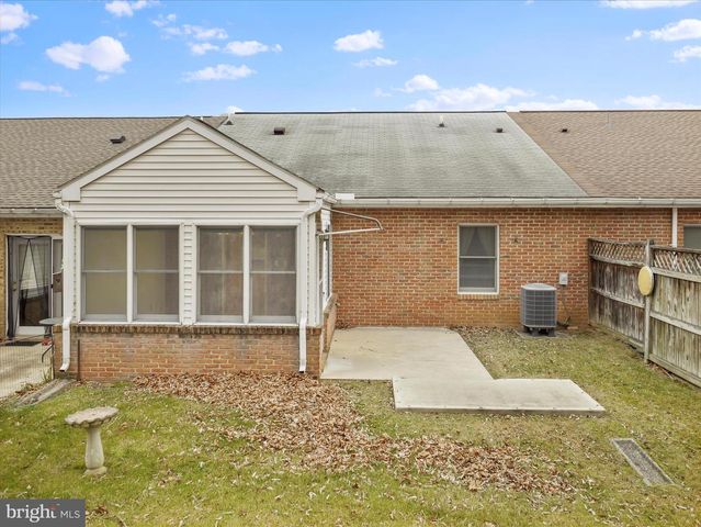 17923 SAND WEDGE DR, Hagerstown, MD 21740