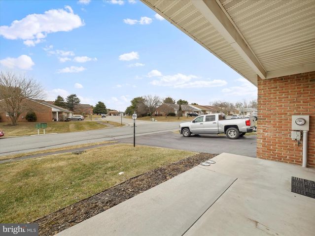 17923 SAND WEDGE DR, Hagerstown, MD 21740