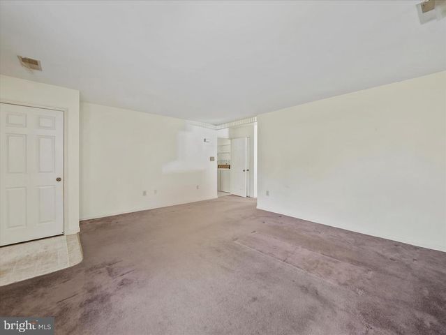 17923 SAND WEDGE DR, Hagerstown, MD 21740