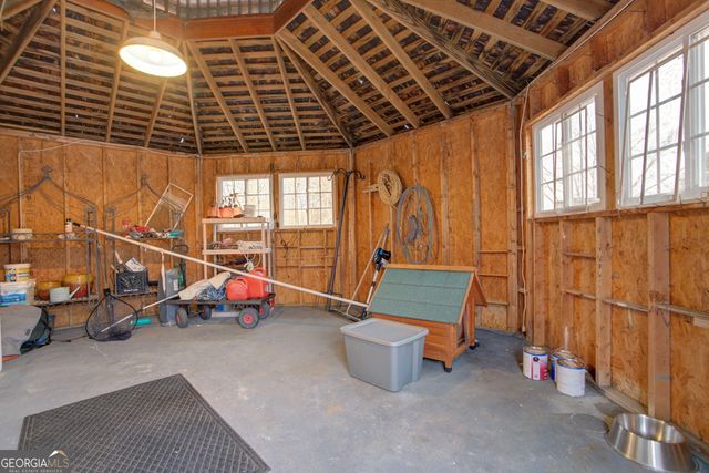 431 Abrams Road SE, Silver Creek, GA 30173