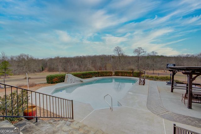 431 Abrams Road SE, Silver Creek, GA 30173