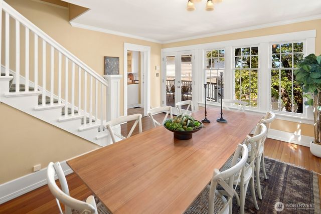2580 5th Avenue W, Seattle, WA 98119