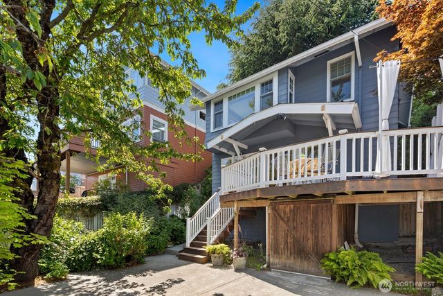 2580 5th Avenue W, Seattle, WA 98119