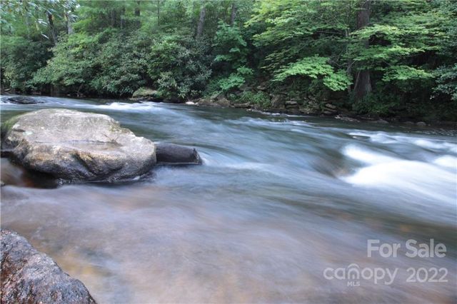 Lot 11 Upper Whitewater Road 11, Sapphire, NC 28774