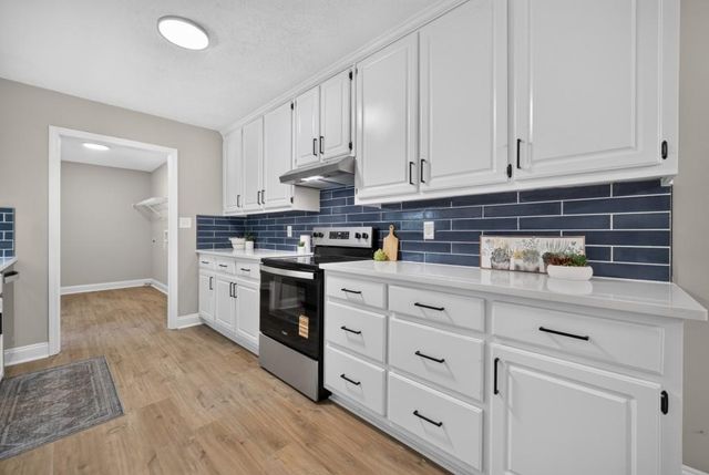 11 Willow Ridge Drive, Hampton, GA 30228