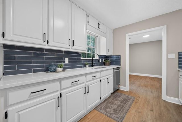 11 Willow Ridge Drive, Hampton, GA 30228