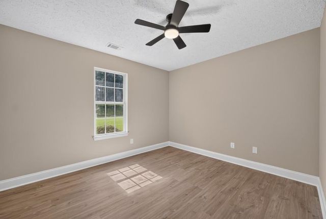 11 Willow Ridge Drive, Hampton, GA 30228