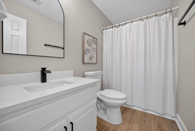 11 Willow Ridge Drive, Hampton, GA 30228