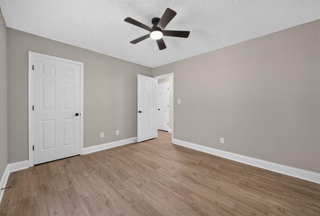 11 Willow Ridge Drive, Hampton, GA 30228