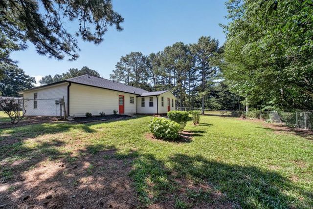 11 Willow Ridge Drive, Hampton, GA 30228