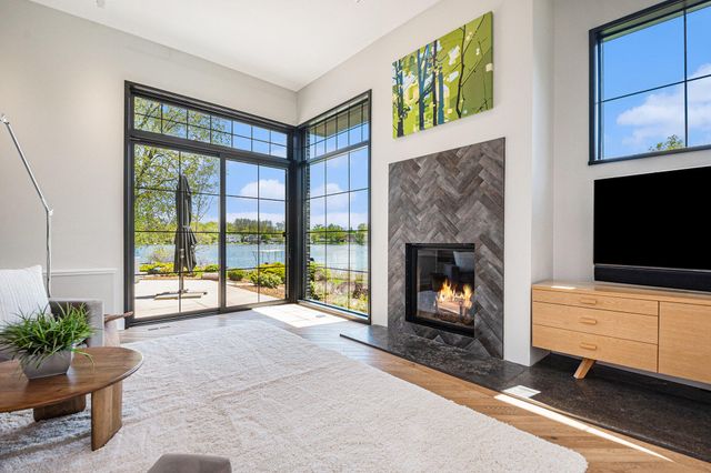 1950 Robinson Road SE, East Grand Rapids, MI 49506