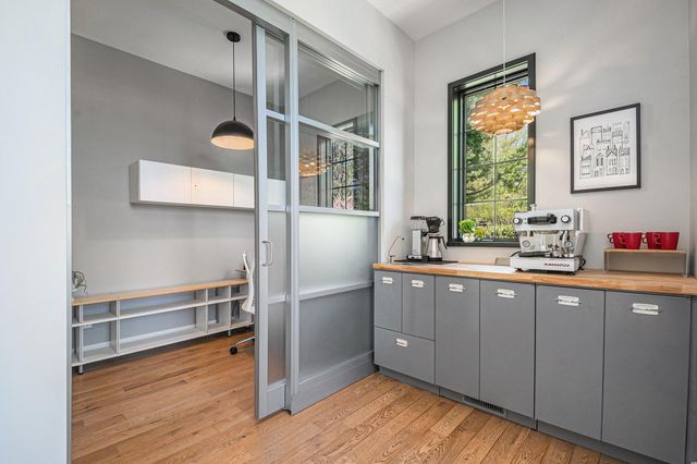 1950 Robinson Road SE, East Grand Rapids, MI 49506