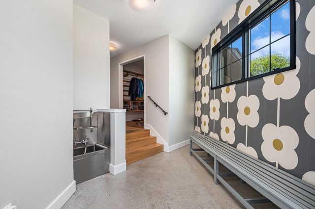 1950 Robinson Road SE, East Grand Rapids, MI 49506