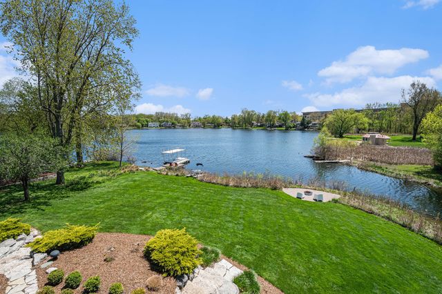 1950 Robinson Road SE, East Grand Rapids, MI 49506