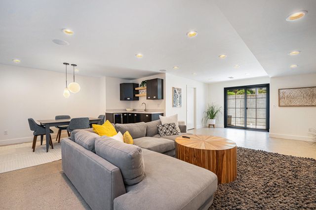 1950 Robinson Road SE, East Grand Rapids, MI 49506