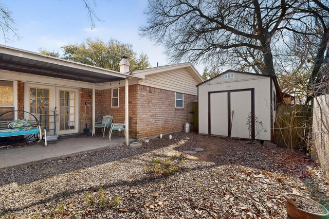 2205 Shady Brook Drive, Bedford, TX 76021