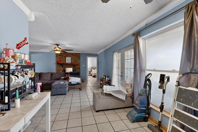 2205 Shady Brook Drive, Bedford, TX 76021