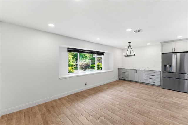 9739 Philmont Drive, Houston, TX 77080