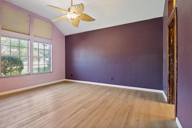 8420 Creekbluff Drive, Dallas, TX 75249