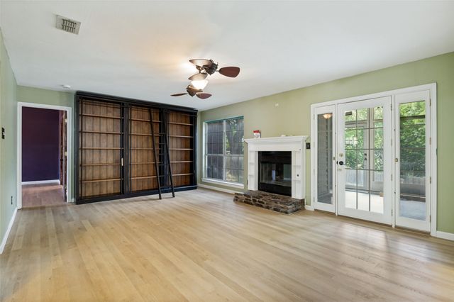 8420 Creekbluff Drive, Dallas, TX 75249