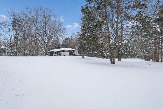 9700 68th Court N, Stillwater, MN 55082