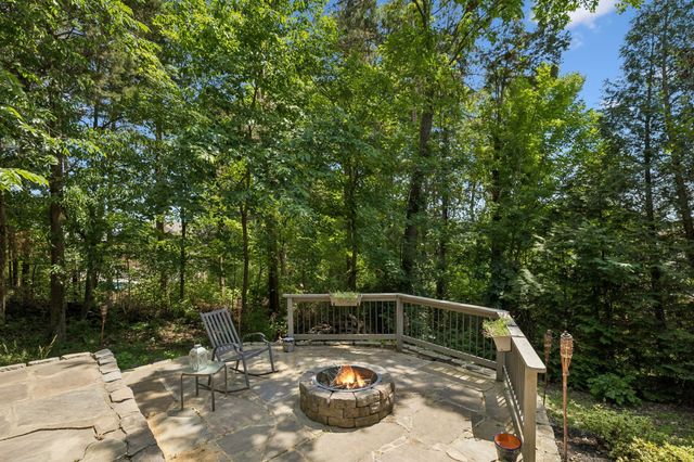 940 Century Oak Dr, Nashville, TN 37211