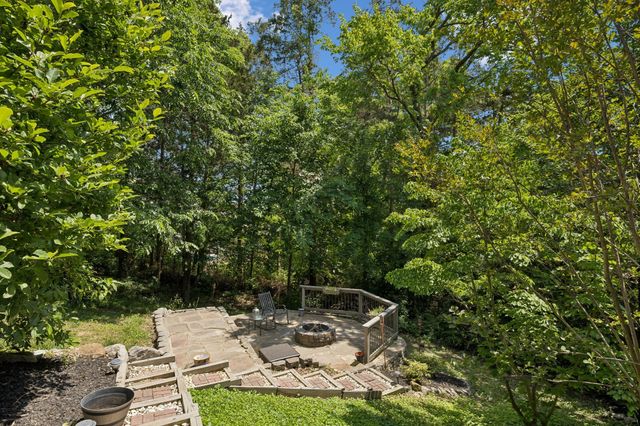 940 Century Oak Dr, Nashville, TN 37211
