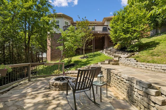 940 Century Oak Dr, Nashville, TN 37211