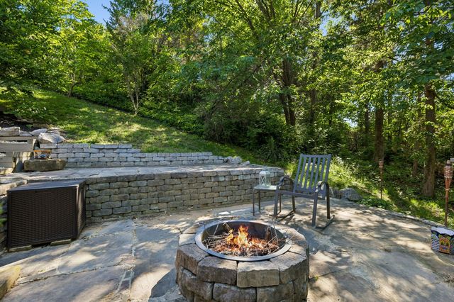 940 Century Oak Dr, Nashville, TN 37211