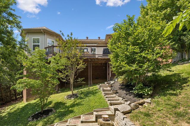 940 Century Oak Dr, Nashville, TN 37211