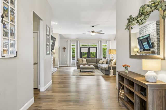 940 Century Oak Dr, Nashville, TN 37211